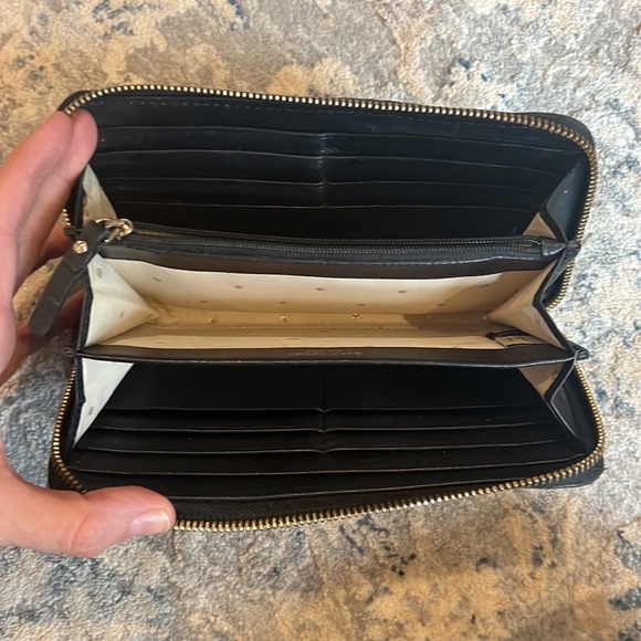 Kate spade zipper wallet - Picture 3 of 4